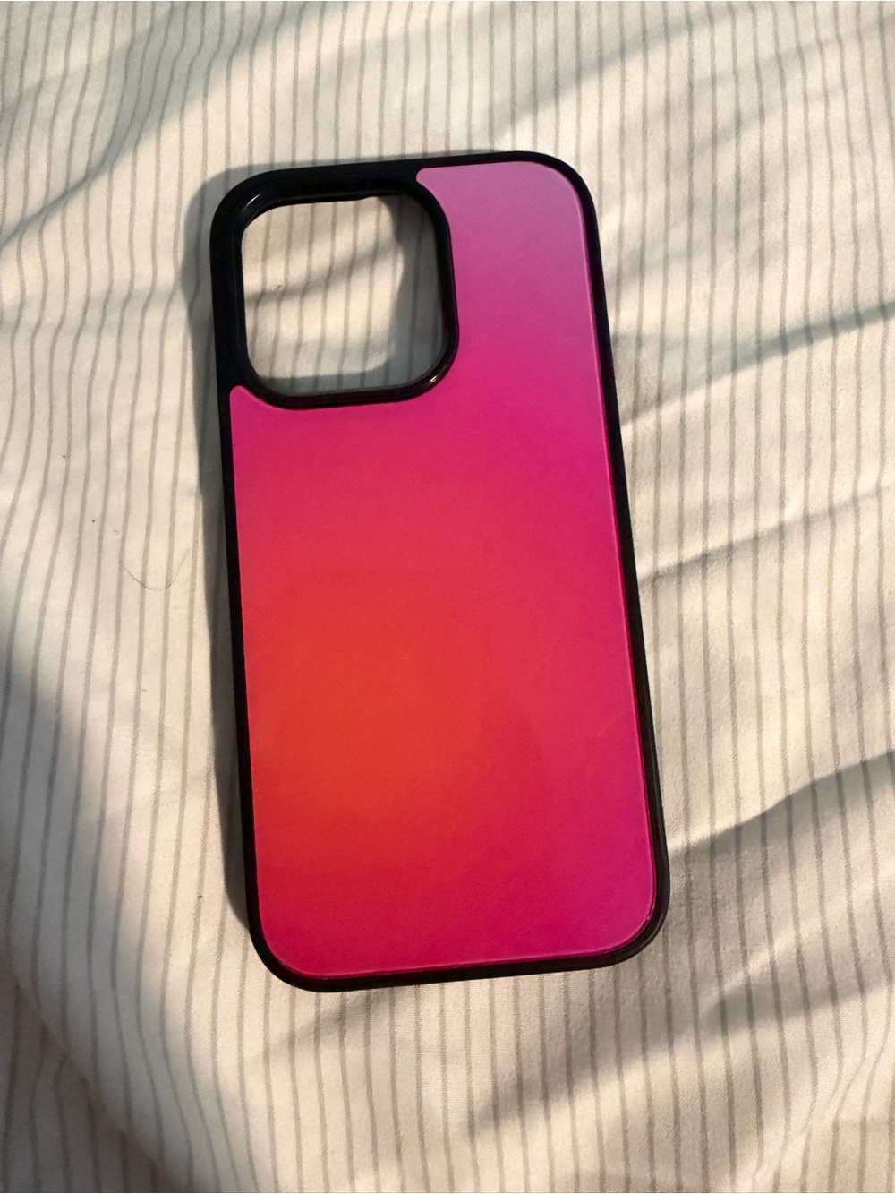 iPhone 14 Pro Pink Gradient Case